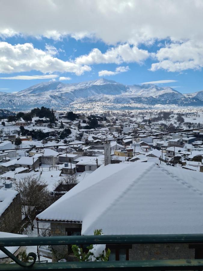 Tzermiádon Αργουλιάςアパートホテル エクステリア 写真